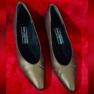 Stuart Weitzman Bronzy-Brown Leather Pumps - Size 7.5